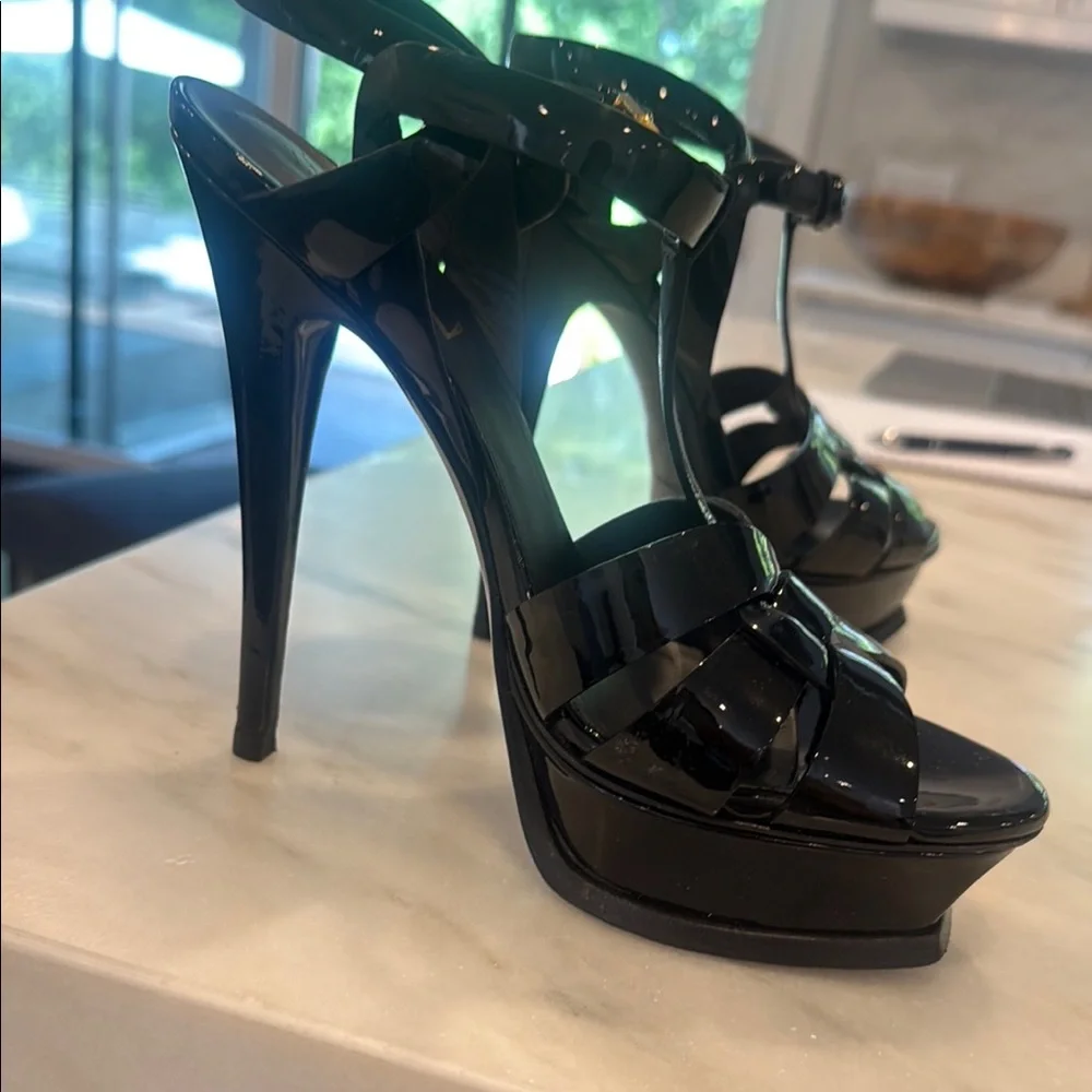 Saint Laurent Black Patent Leather Platform T-Strap Tribute Sandals - Picture 7 of 9
